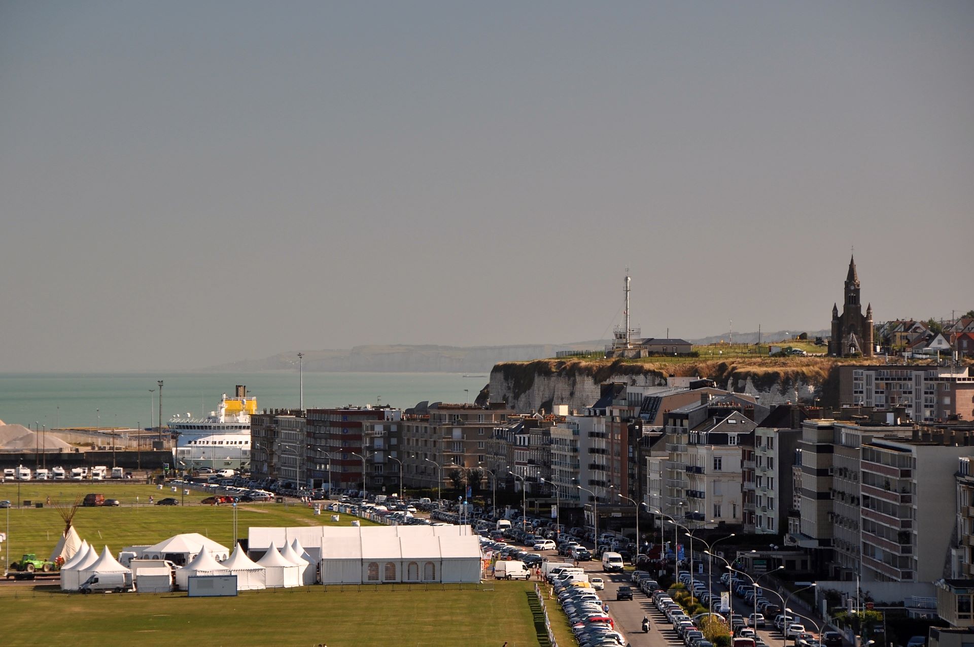Dieppe (Photo license: CC BY-SA 2.0)